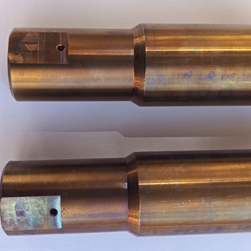 China Manufacturer UHP 2800Bar 15 Degree Offset Nozzle Carrier with Long Water line Nozzles