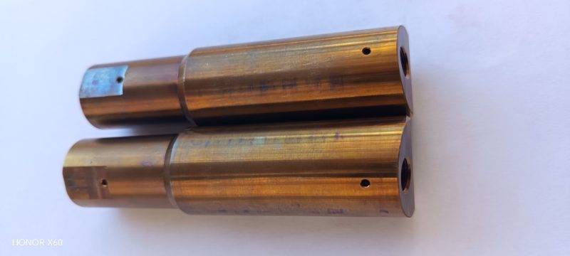 China Manufacturer UHP 2800Bar 15 Degree Offset Nozzle Carrier with Long Water line Nozzles - Image 5