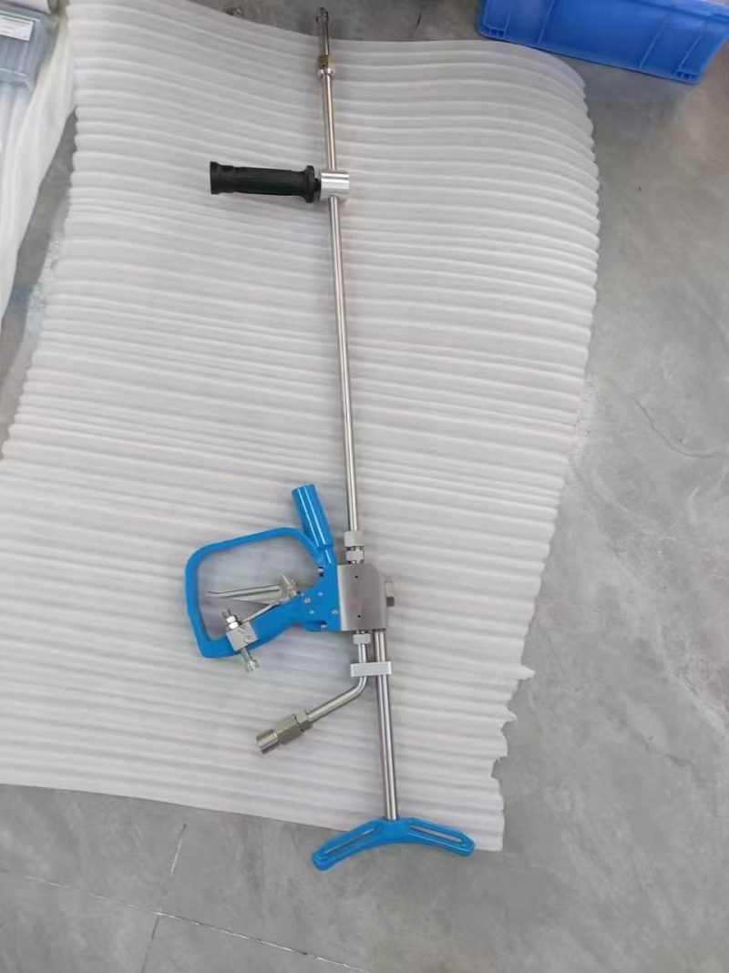 Water blasting Paint removal cleaning machine parts 20K Hand Control Dump Style - Image 4