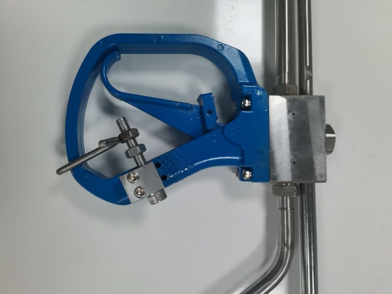 Water blasting Paint removal cleaning machine parts 20K Hand Control Dump Style - Image 7