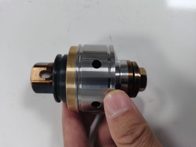 2800Bar high pressure waterjet Surface preparation blasting cleaning machine component for BC-40K Valve assembly - Image 3
