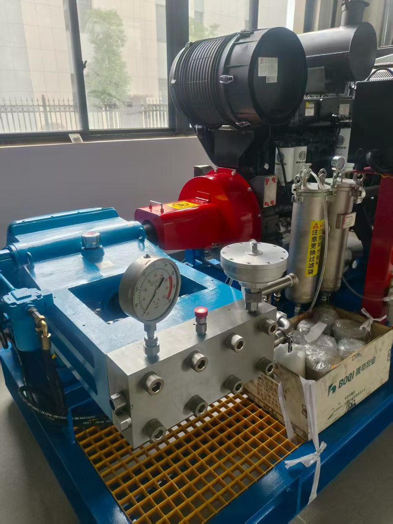 2800Bar 40KPSI UHP Water Jet Surface industry cleaning machine 4240 Stuffing Box - Image 4