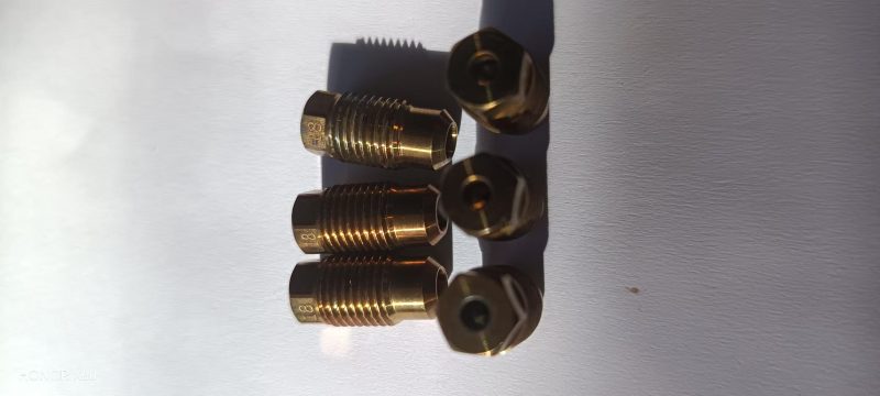 40kpsi 2800Bar UHP Hydro-Jetting Water blasting industry cleaning Waterblaster  Petrochemical pipe cleaning Surface 3/8 Sapphire Nozzle - Image 6
