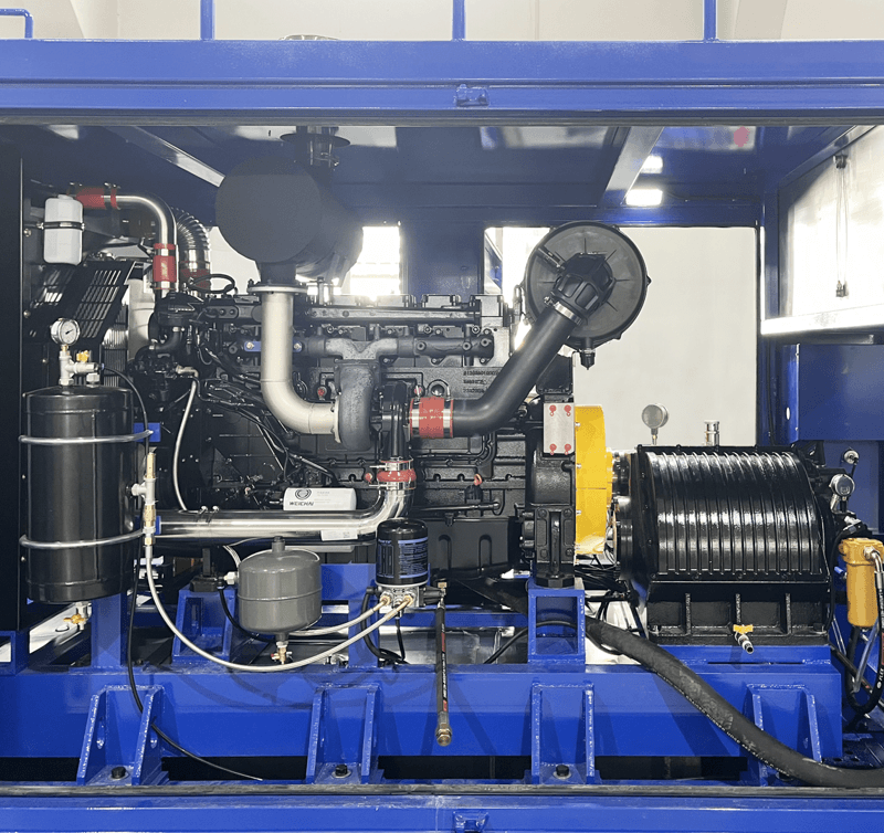2800Bar UHP Triplex Plunger Water-Blaster variable-frequency motor Soft Start Panel Pump